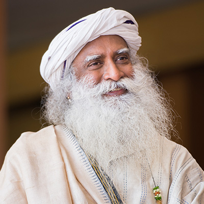 https://etnowgbs.com/wp-content/uploads/2024/12/Sadhguru.jpg